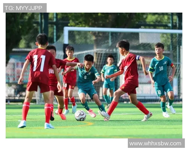 深度探讨陈敏的乒乓球人生与欧冠足球的交汇与启示 深度探讨陈敏的乒乓球人生与欧冠足球的交汇与启示